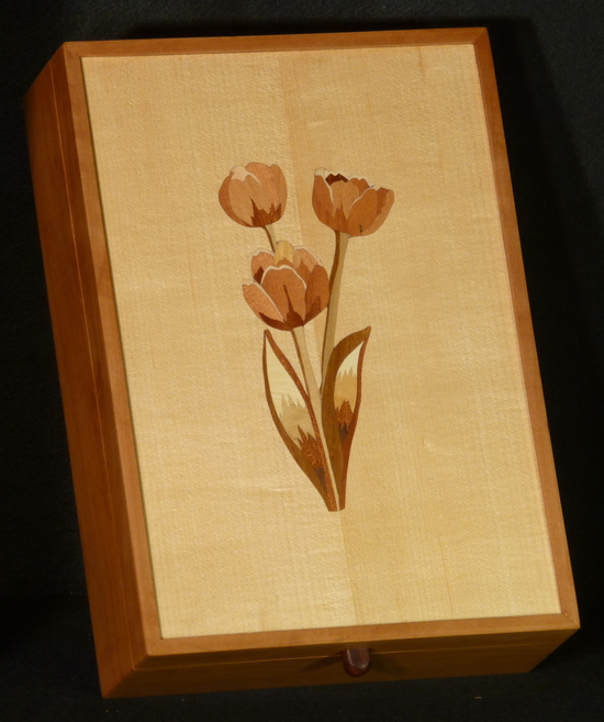 Treasure box inlaid with tulips